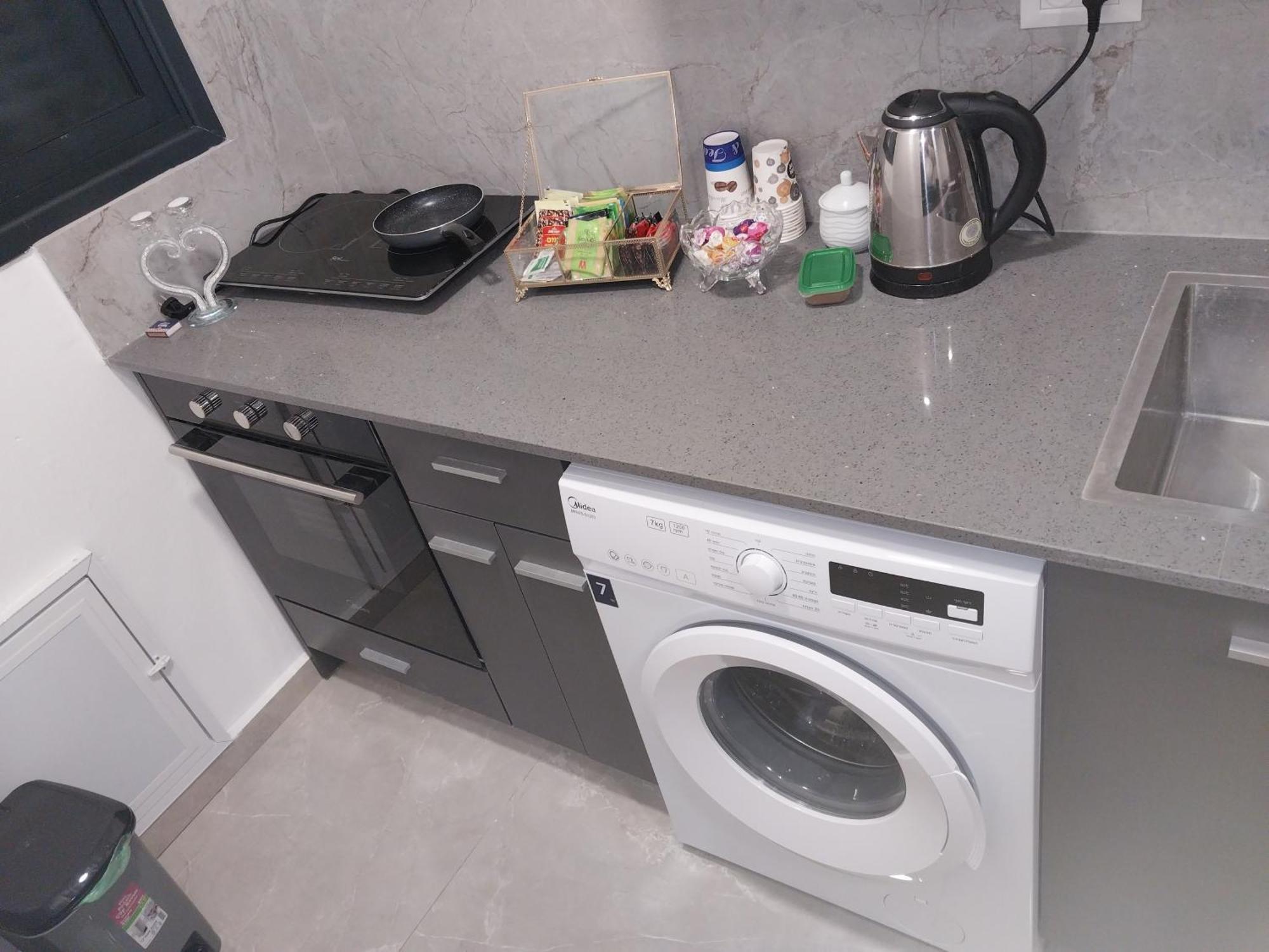 Appartement שירת דבורה בבני ברק à Giv'at Shemu'el Extérieur photo